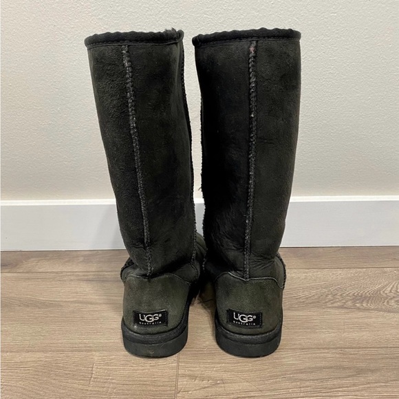 Ugg tall black boots - Picture 2 of 6